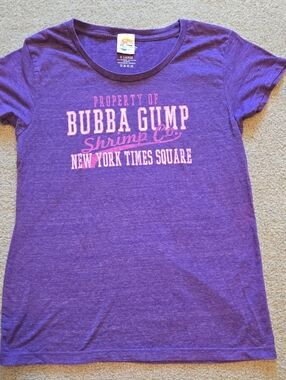 Bubba Gump Shrimp Co. Women's Purple Graphic Tee